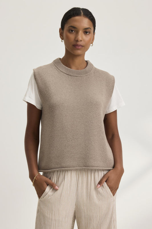 PAOLA CASHMERE SWEATER VEST IN MINK