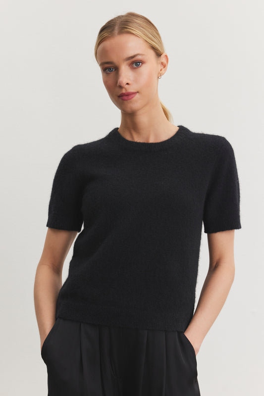 LAYTON TOP IN BLACK