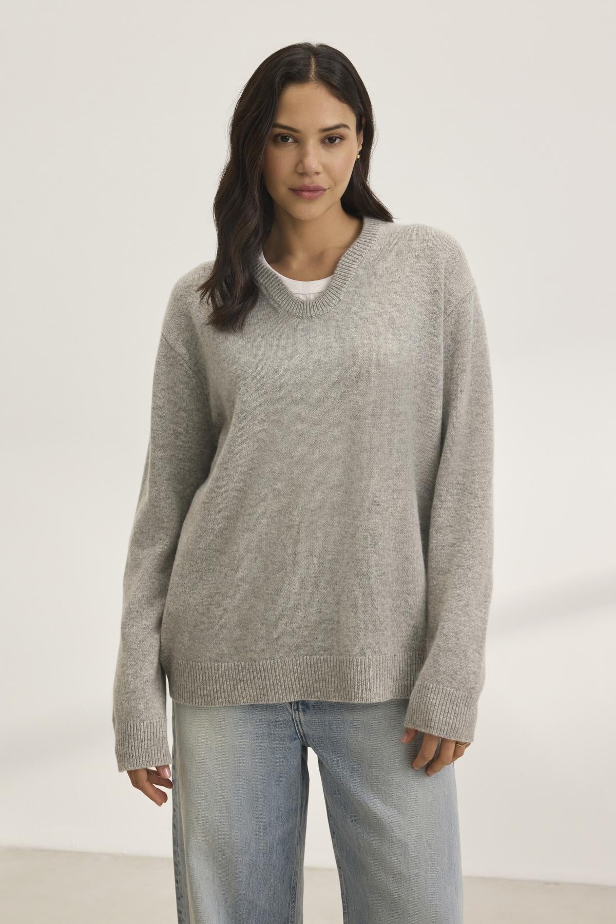 STEVIE WOOL CASHMERE SWEATER IN GREY