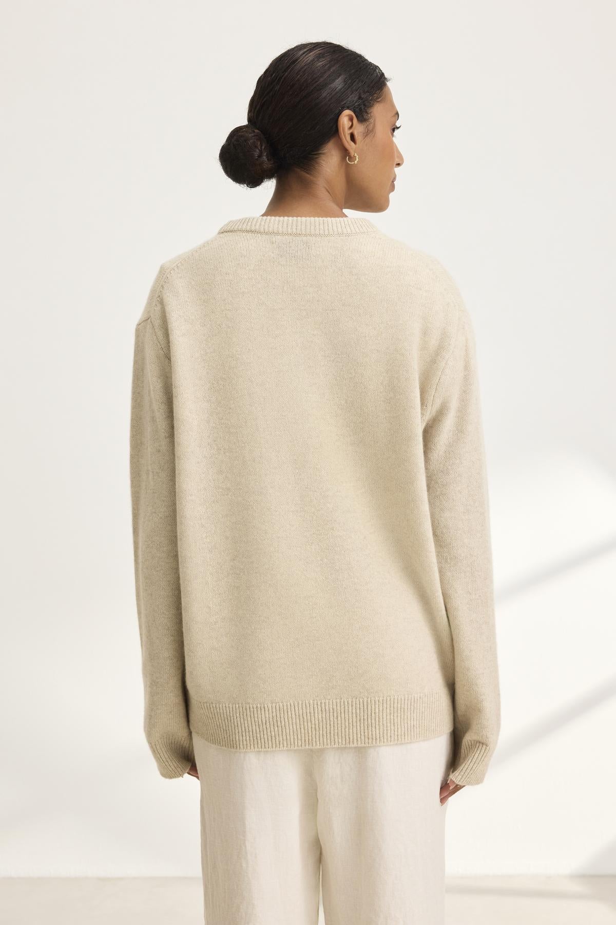 STEVIE WOOL CASHMERE SWEATER IN OATMEAL