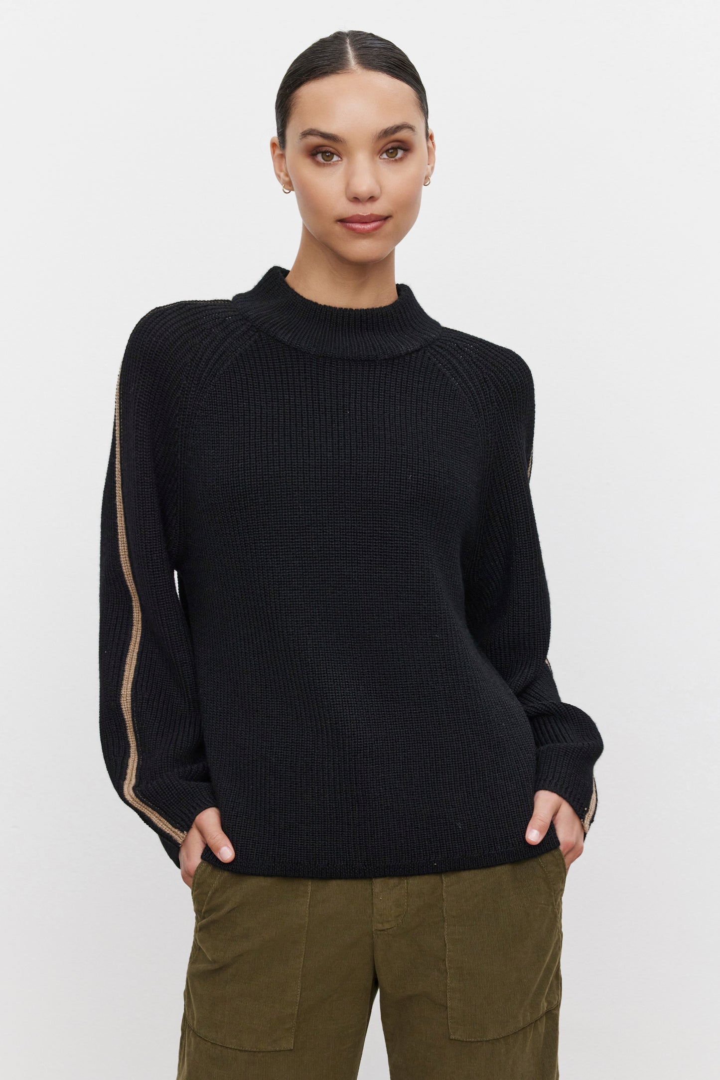 TEAGAN SWEATER IN BLACK