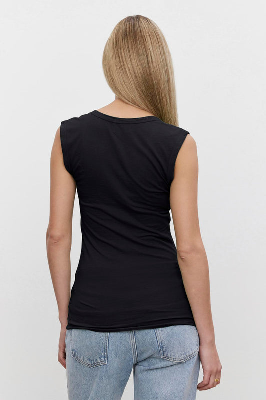 ESTINA TOP IN BLACK