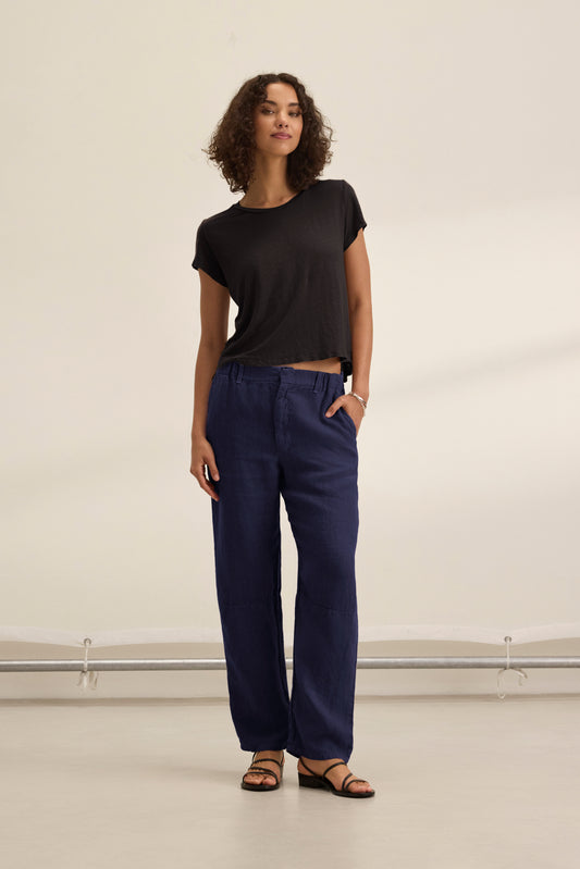 TAYLOR TROUSER IN NAVY
