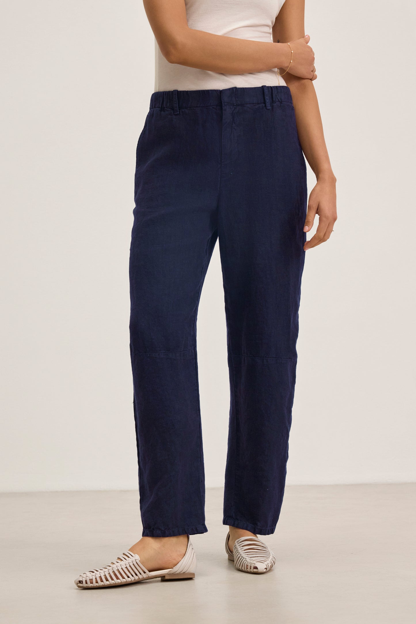 TAYLOR HEAVY LINEN TROUSER IN NAVY