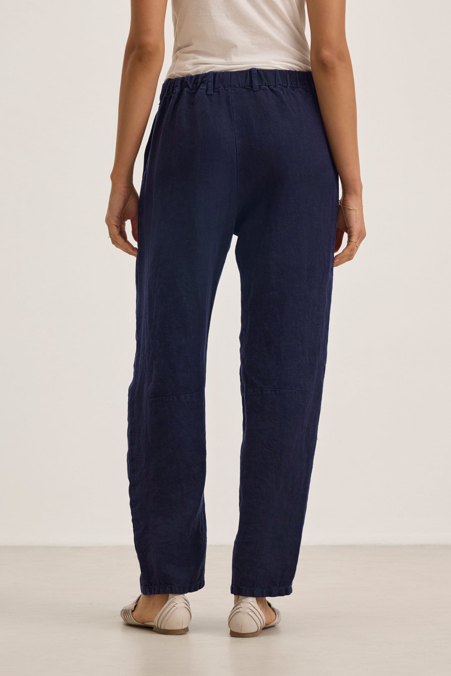 TAYLOR HEAVY LINEN TROUSER IN NAVY