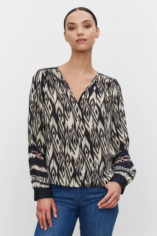 ABRIELLE TOP IN BLACK & ECRU
