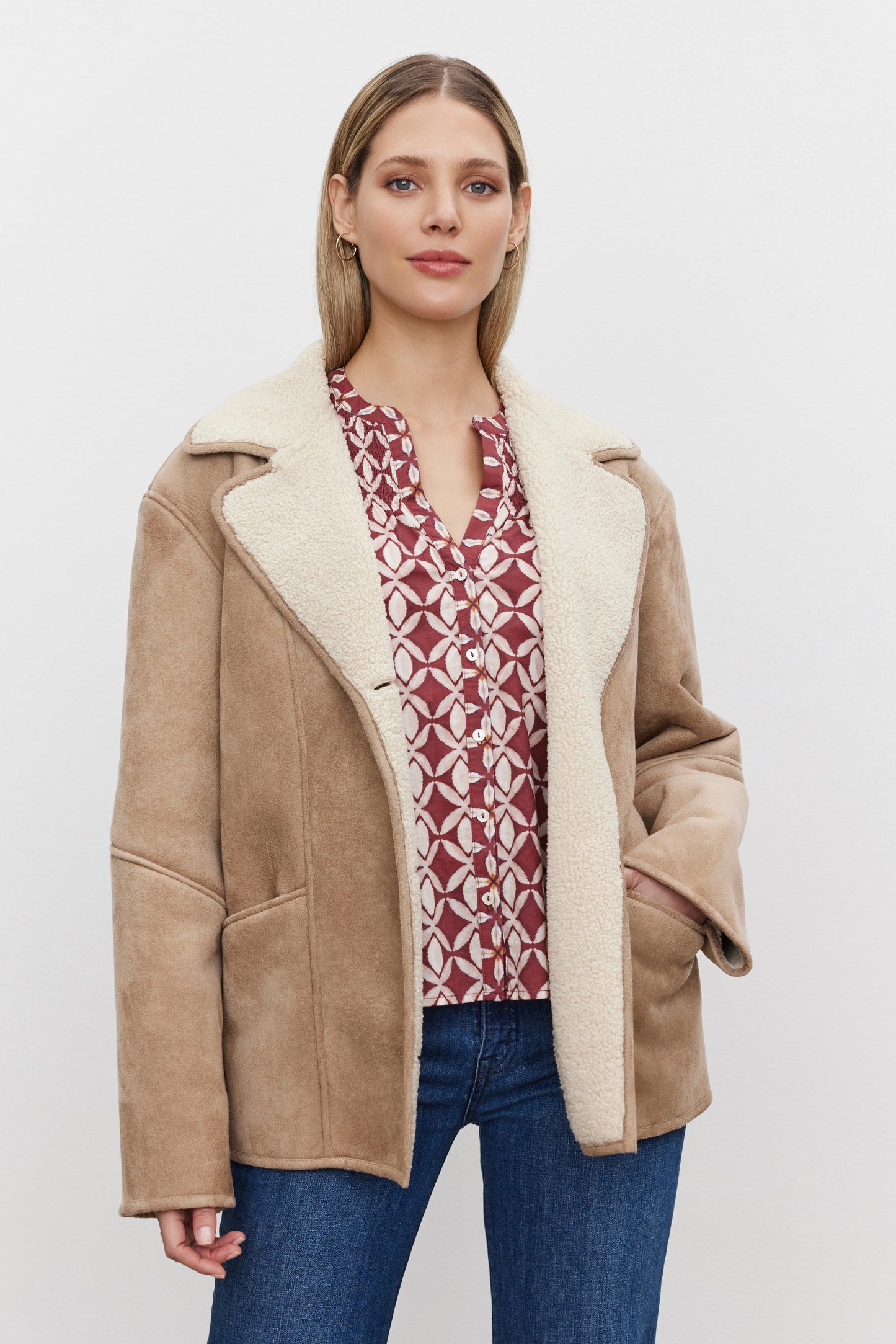 MOLLY LUX SHERPA JACKET IN SAND