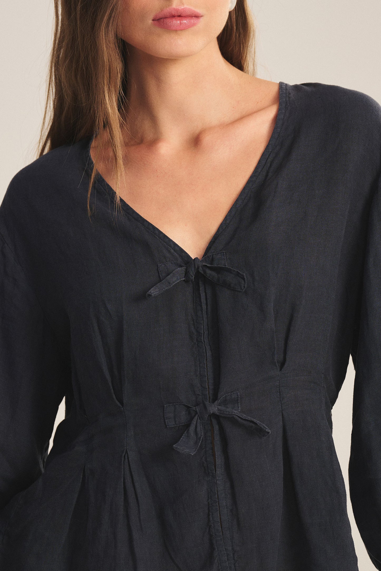 MARTHA LINEN TOP IN SHADOW