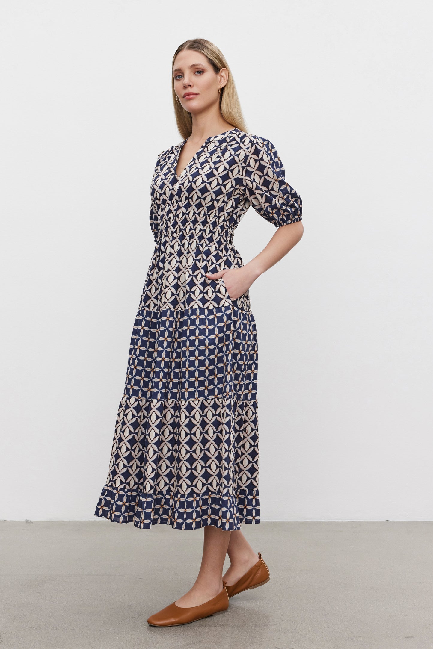 JOEY DRESS IN NAVY