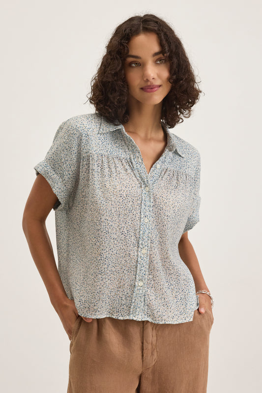 TIGE PRINTED CRINKLE COTTON GAUZE TOP IN SEAFOAM