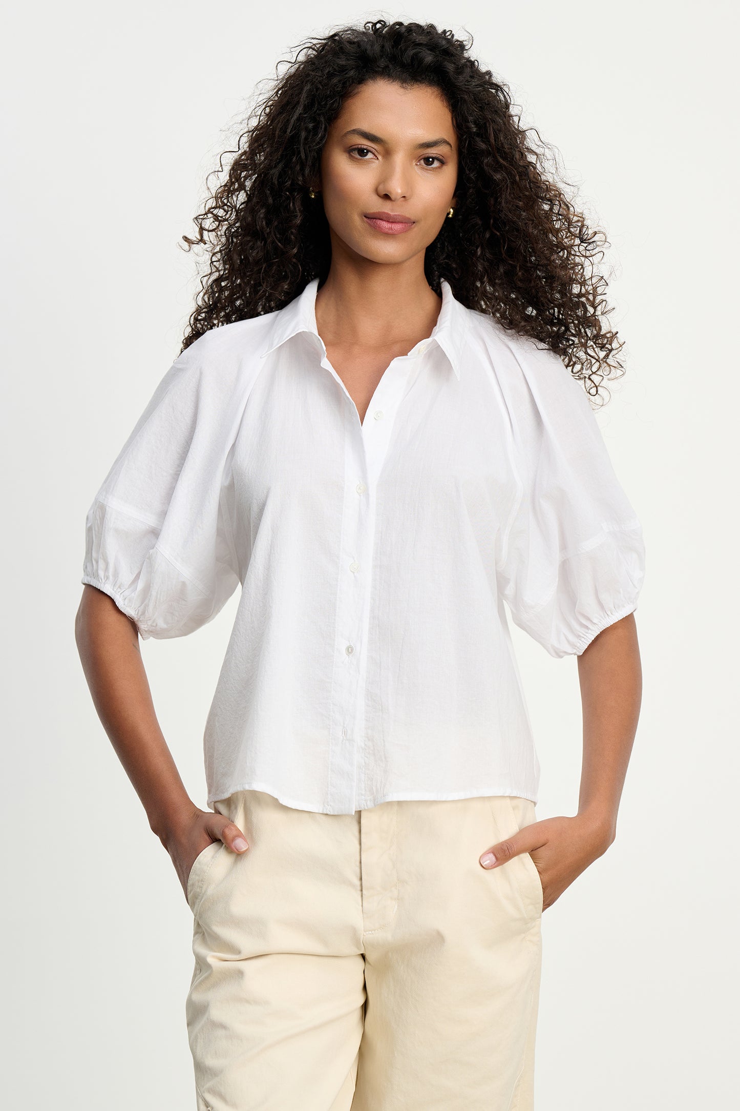 AUTUMN TOP IN WHITE