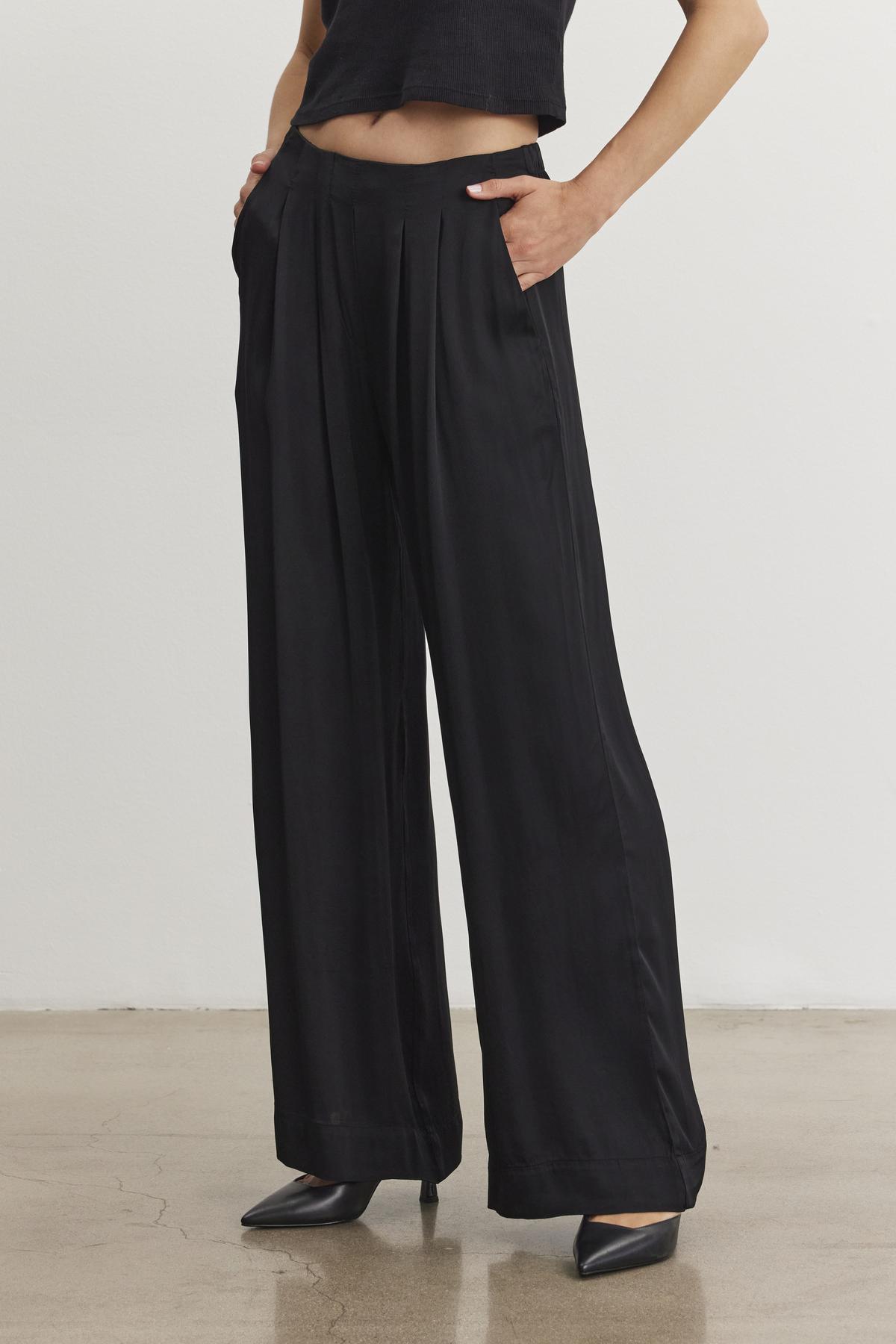 RHETTA SATIN TROUSERS IN BLACK