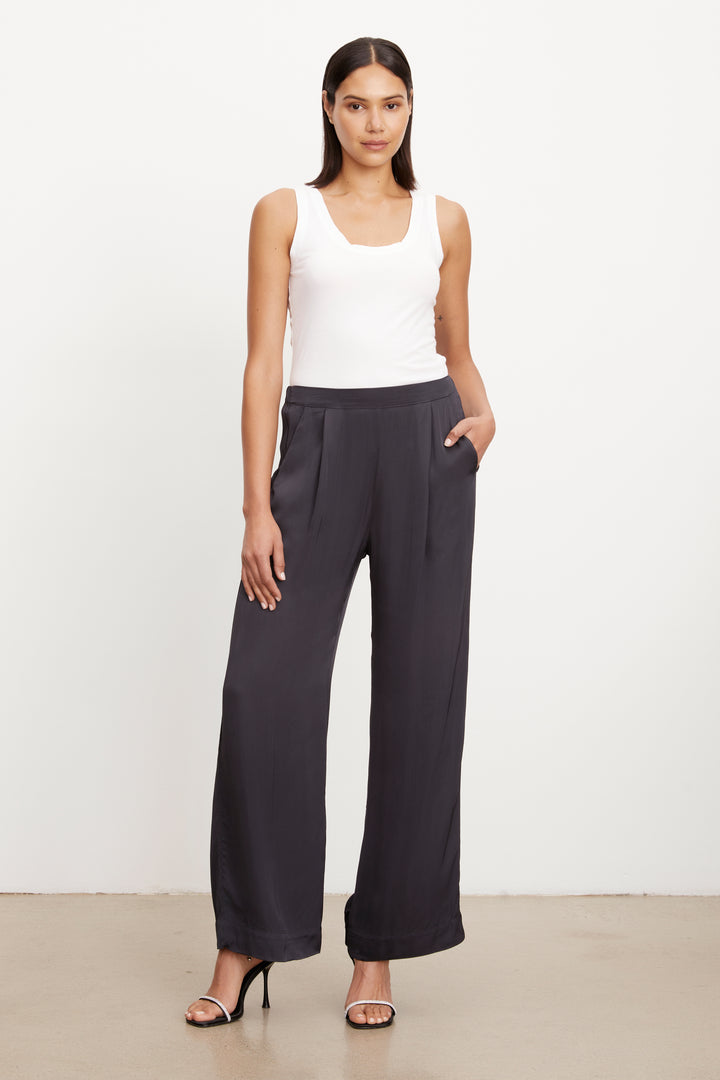 Women's Trousers & Bottoms – Velvet by Graham & Spencer