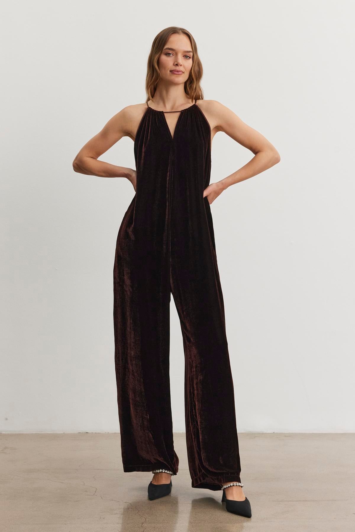 CIENNA SILK VELVET JUMPSUIT IN BURLWOOD