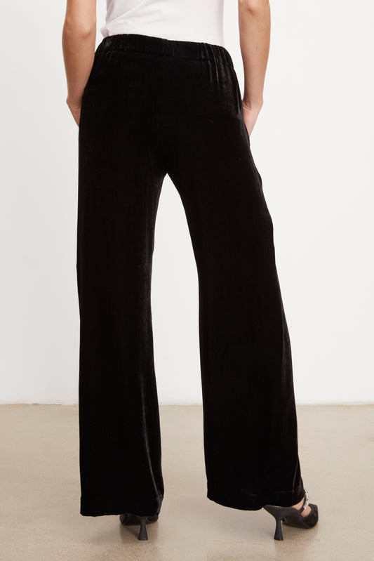 FRIDA TROUSERS IN BLACK