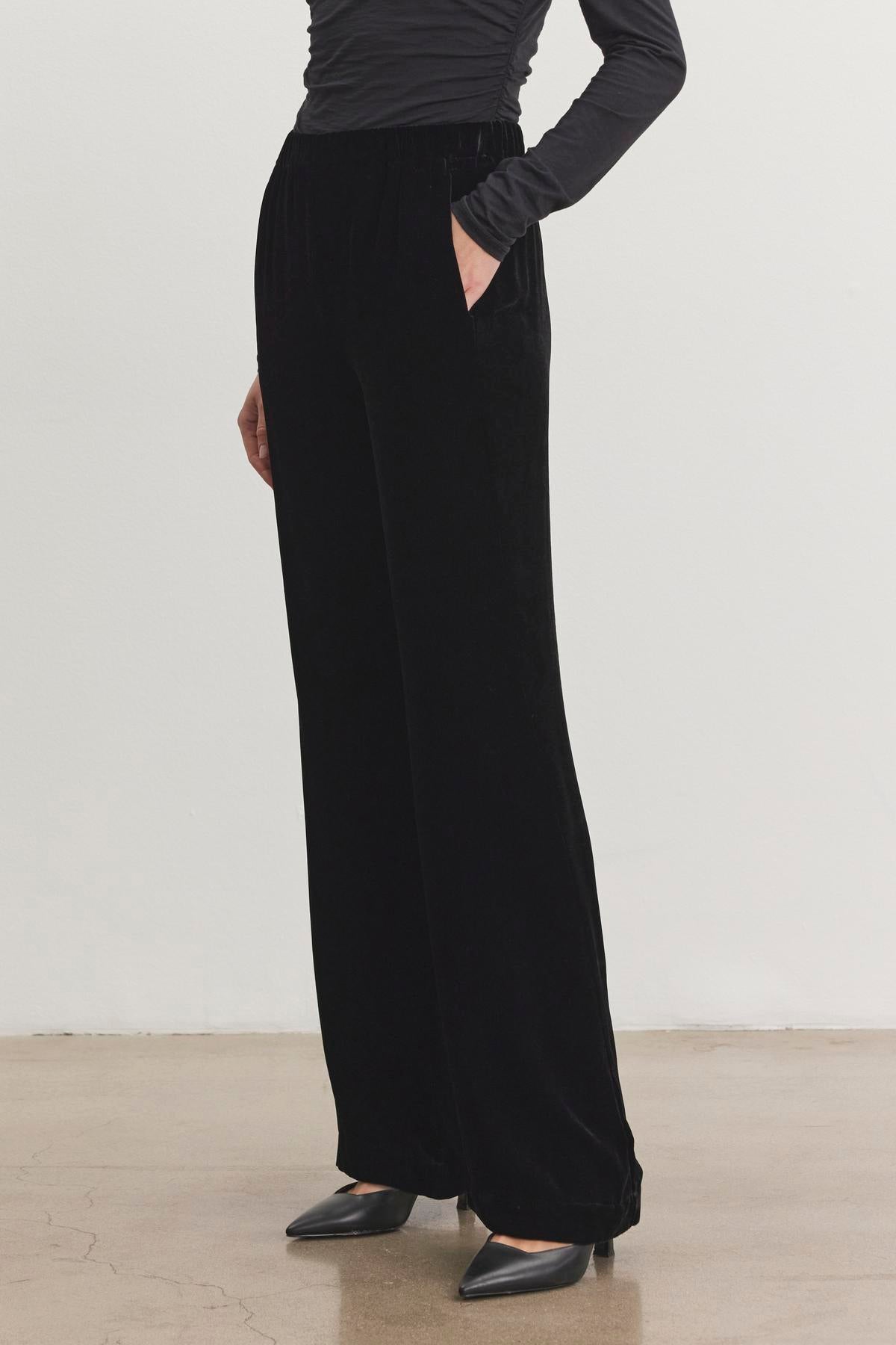 SORINE SILK VELVET TROUSER IN BLACK