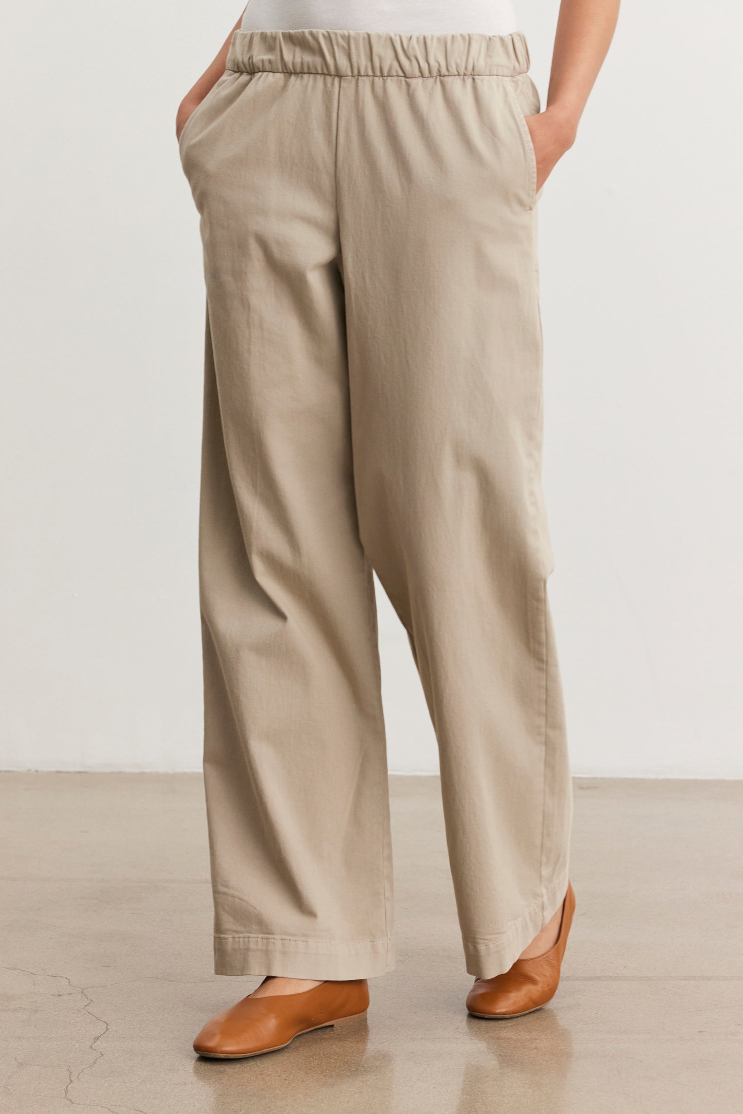 NAYA TROUSER IN OYSTER