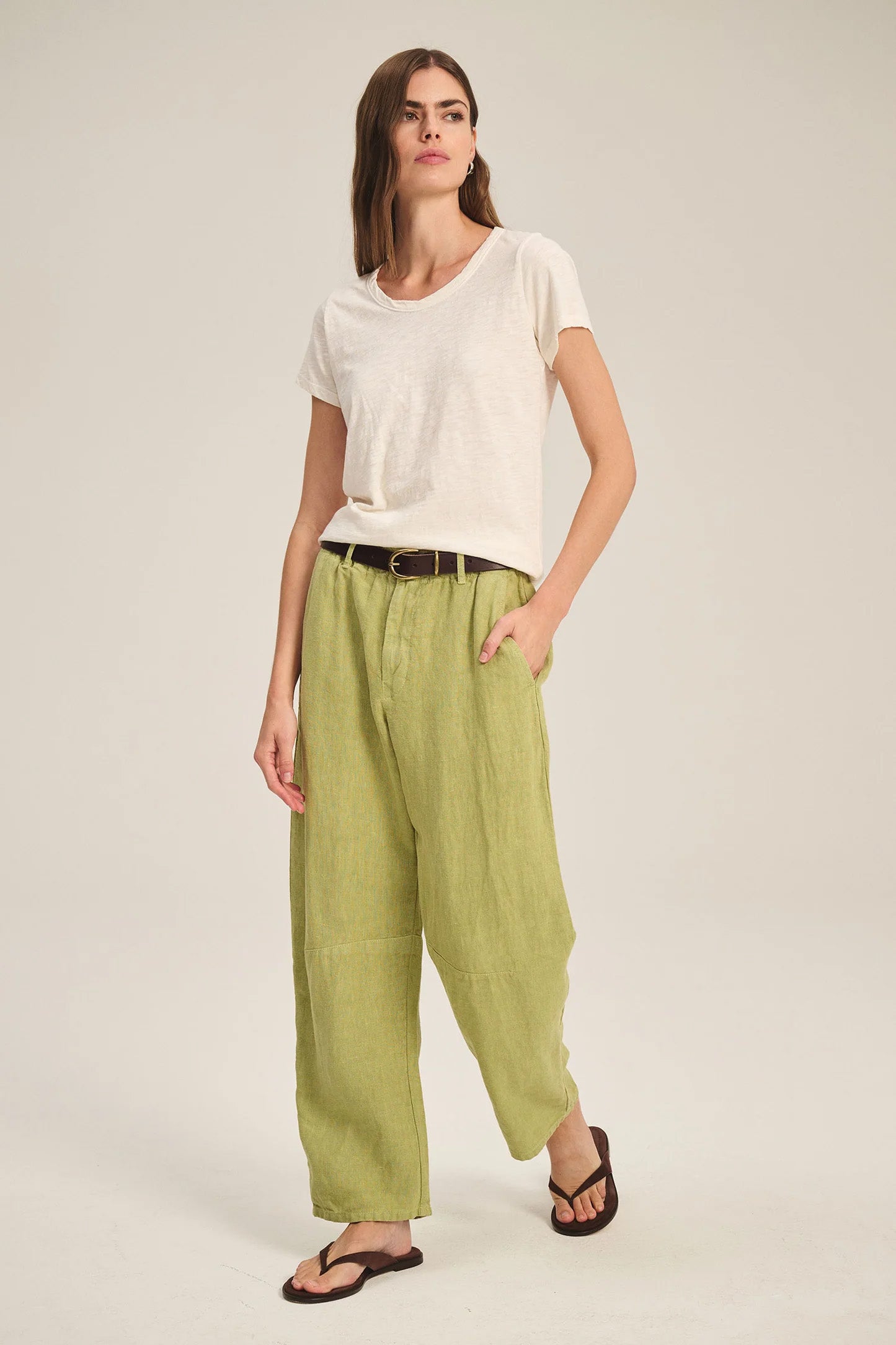 TAYLOR HEAVY LINEN TROUSER IN MOSS