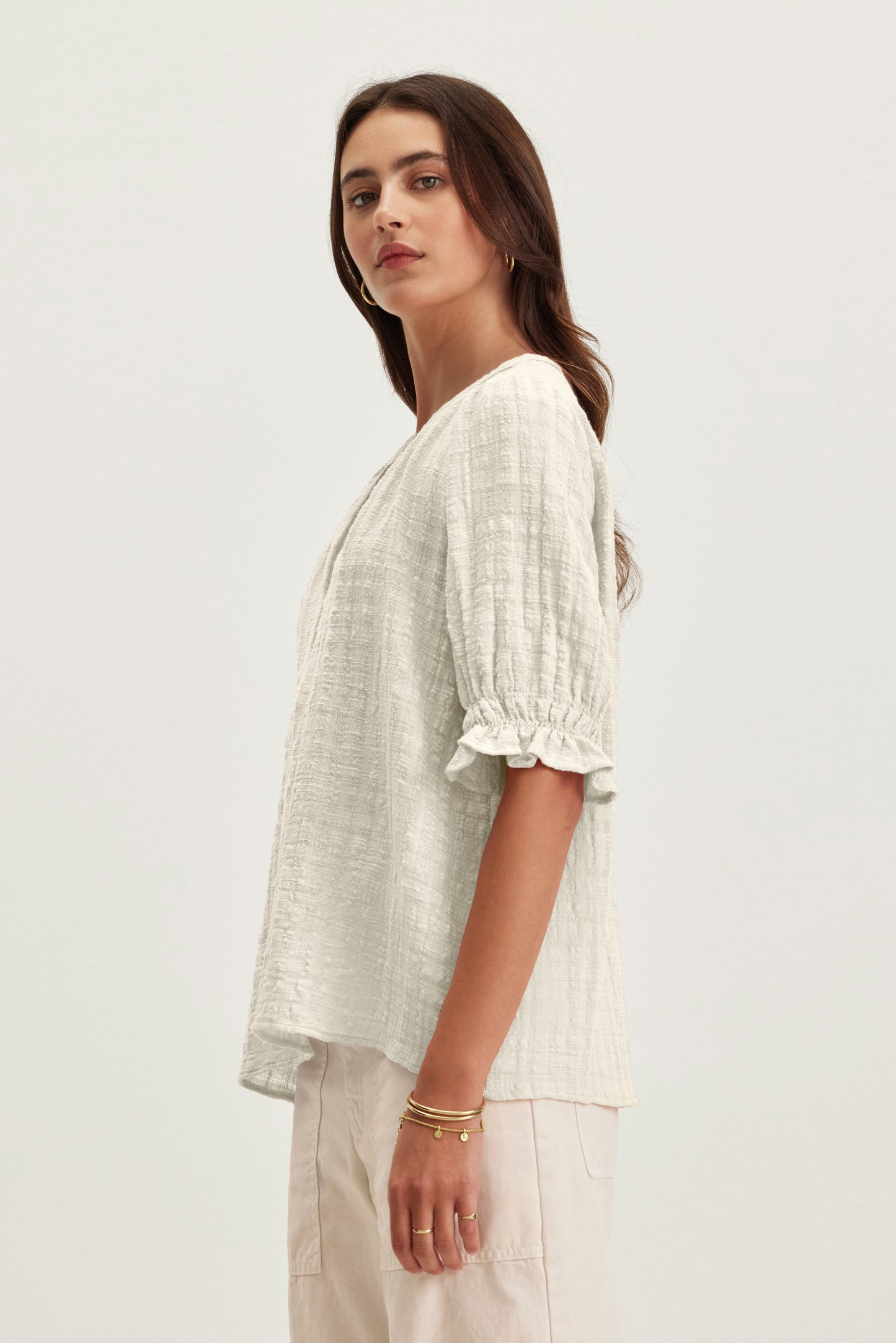 BONITA TEXTURED GAUZE TOP IN COCONUT