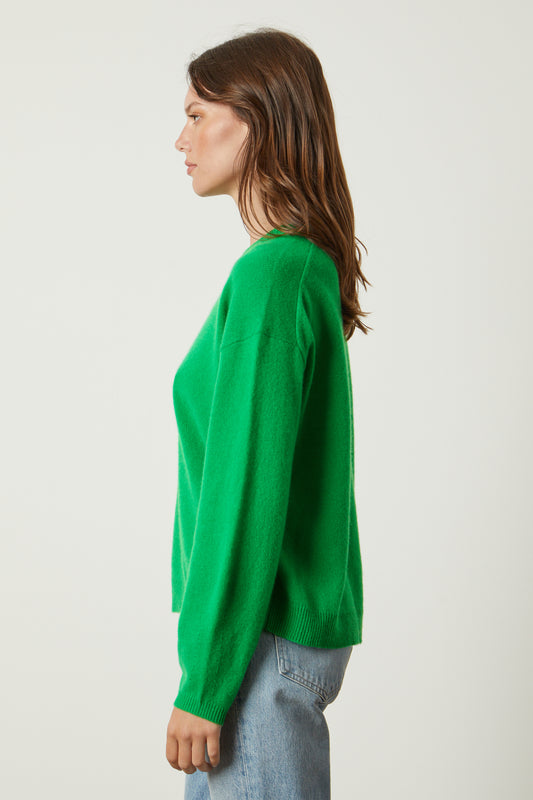 BRYNNE CASHMERE CLASSICS TOP IN GRASS