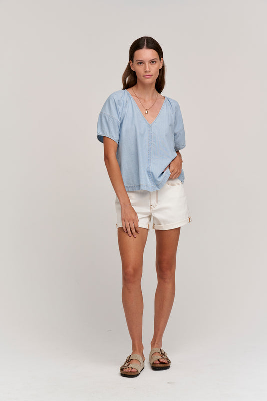 KINSLEY CHAMBRAY TOP IN CHAMBRAY