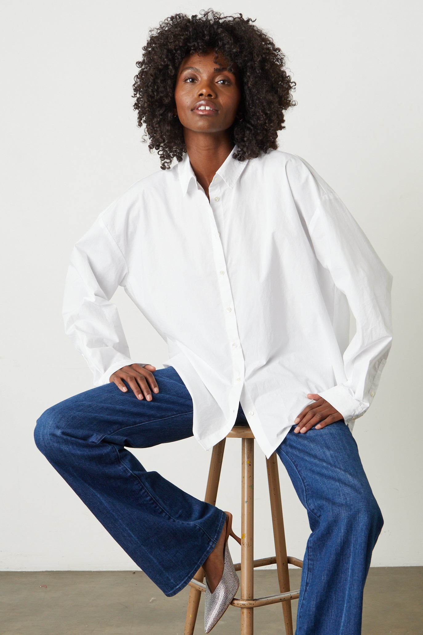 DAKOTA BUTTON-UP SHIRT IN WHITE – Velvet by Graham & Spencer